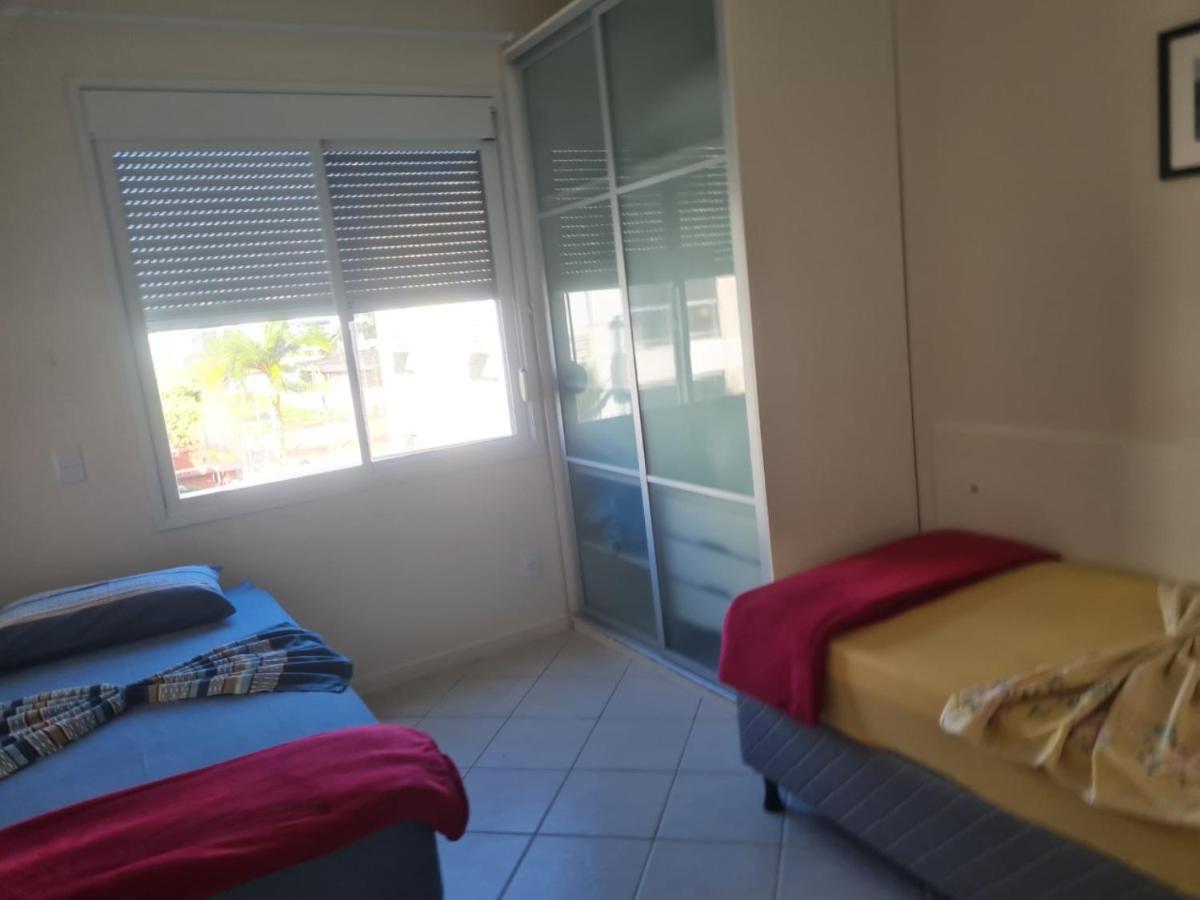 Villa Giardino - Condominio De Frente Para O Mar - Piscina, Quadra Esportiva, Churrasqueira - 5 Pessoas Florianópolis Kültér fotó